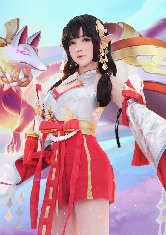 Arena of Valor Cosplay Fox Shrine Maiden Tel'Annas