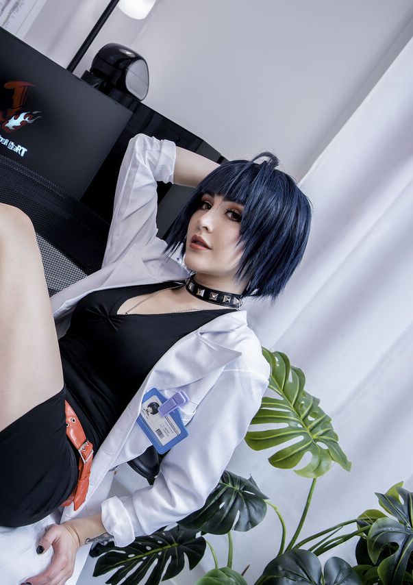 Luxlo - Tae Takemi (Professional Shoot)