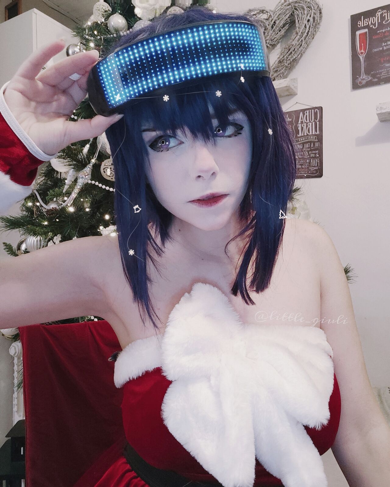 Little Giuli - Xmas Motoko