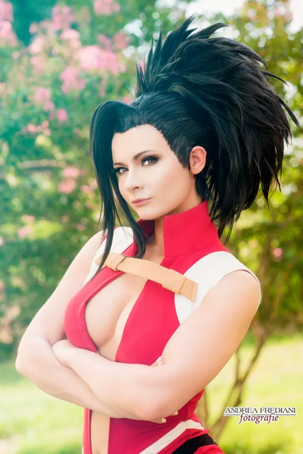 Jannet In cosplay - Momo Yaoyorozu