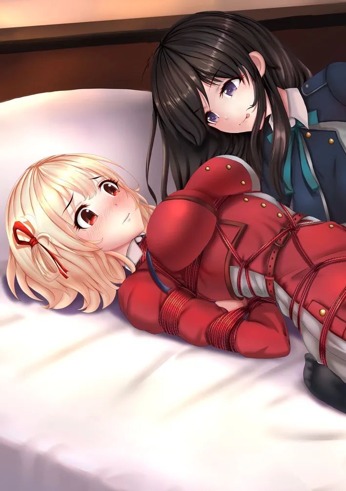 蝙蝠也月-莉可丽丝双人组（On October Lycoris Recoil）