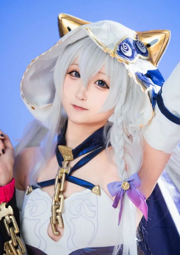 Seele麦麦 – 德丽莎天命难逃cos