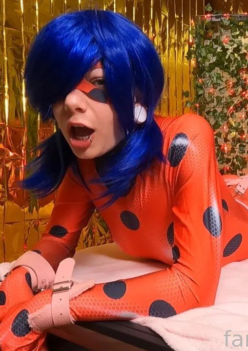 Alpha Wolf - Ladybug