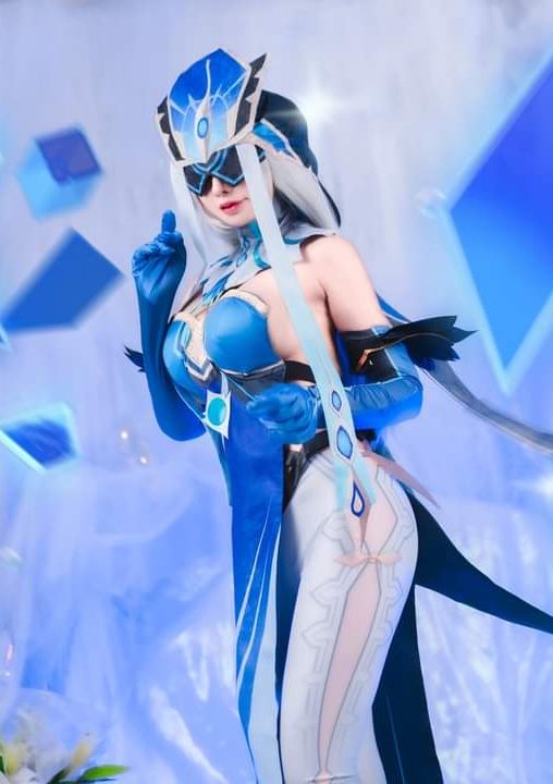 Meenfox - Mirror Maiden