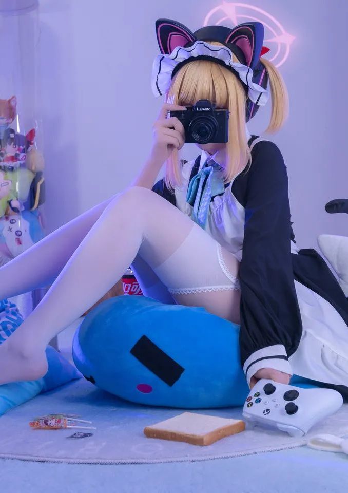 Reng 【Blue Archive】 Saiba Momoi: Maid