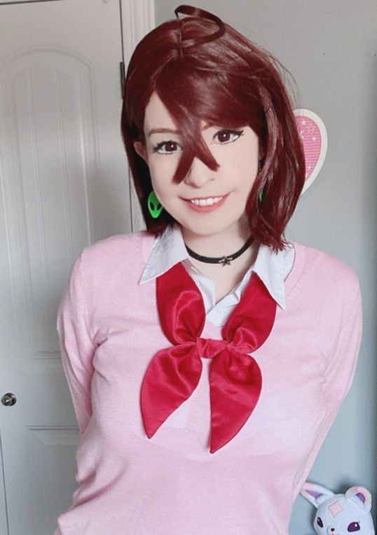 Koneko Cosplays - Momo