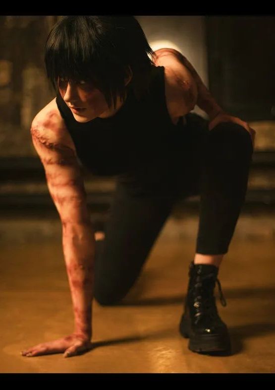 Bun_with_raisins_007 - Maki