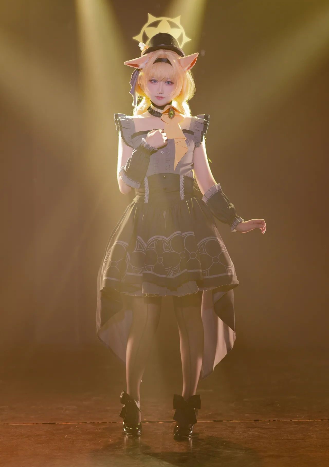 Lunananya - blue archive Iochi Mari (idol)