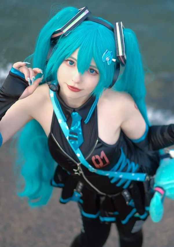 Saya Scarlet - Miku