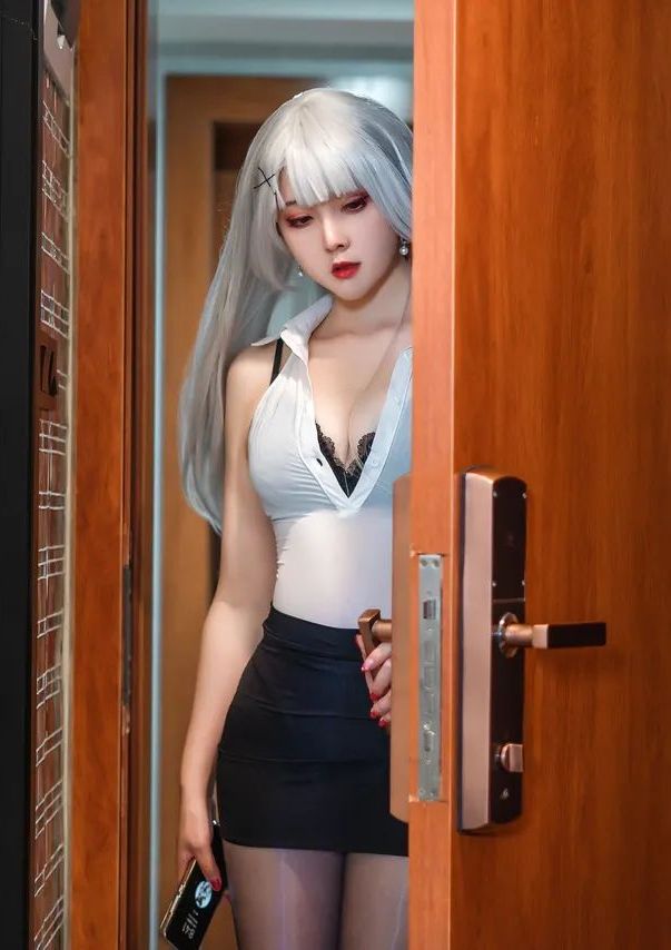 Natsuko夏夏子 - OL灰机杯