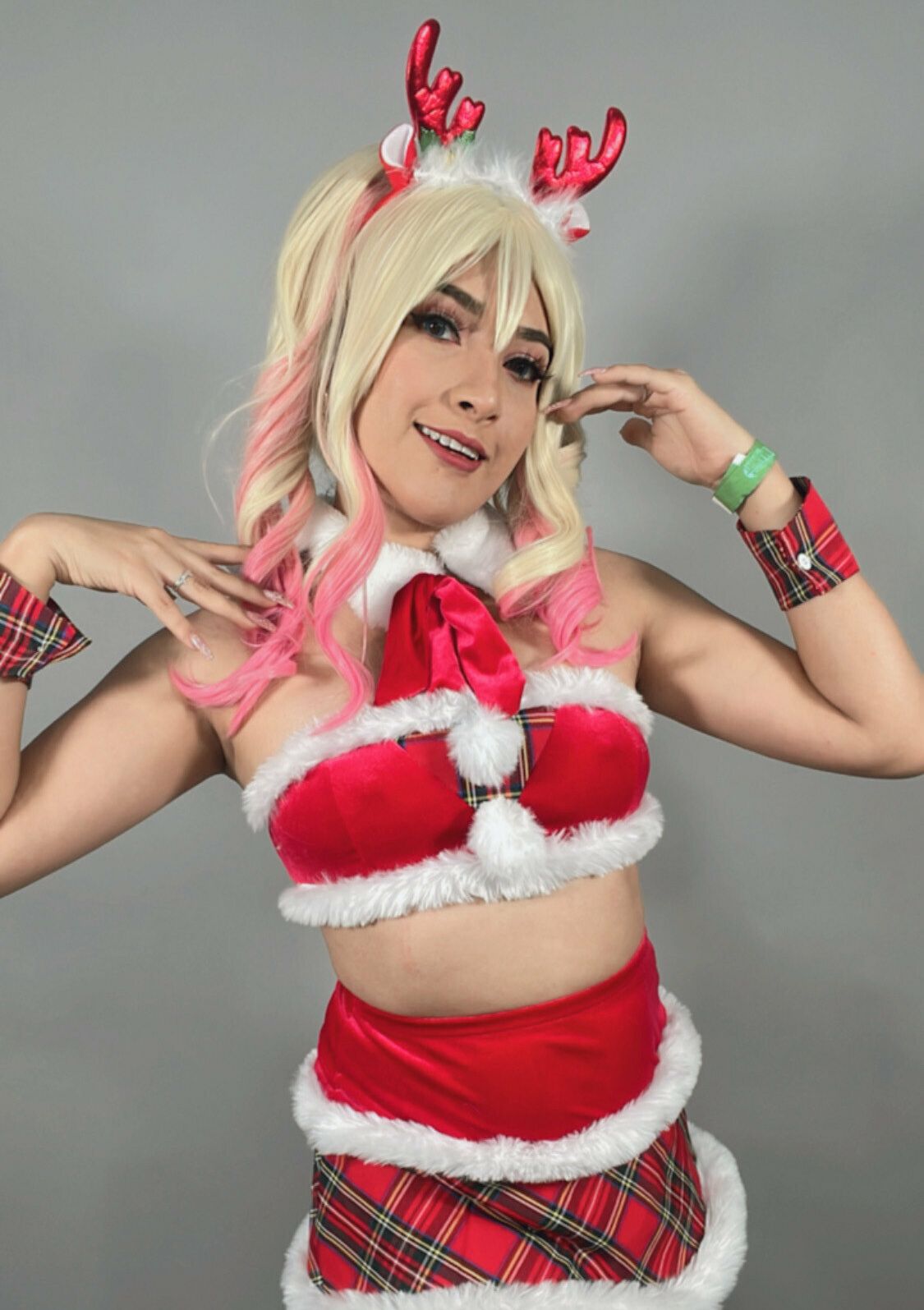 Beniko Compton - Christmas Marin