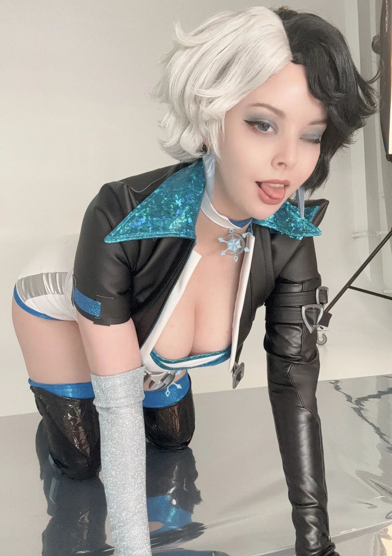 Helly von Valentine (Disharmonica) - Luna Snow