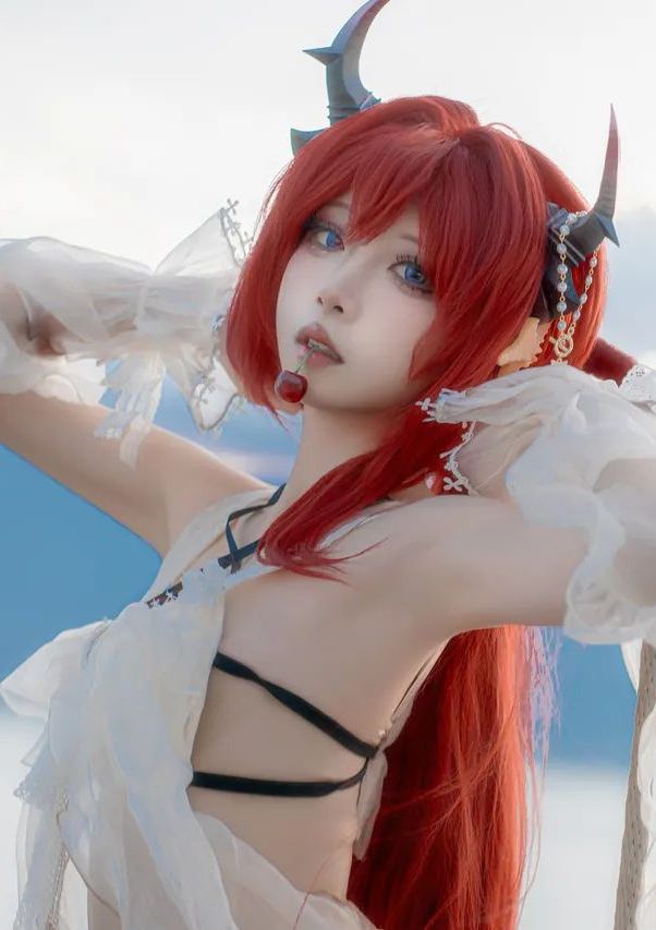 纸悦Etsu_ko - 明日方舟 史尔特尔 泳装