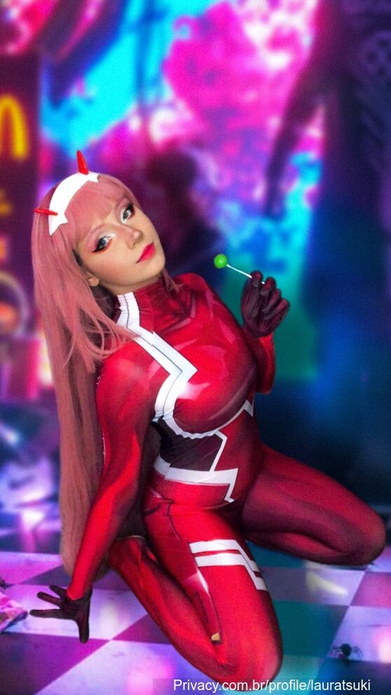 Laura Tsuki - Zero Two