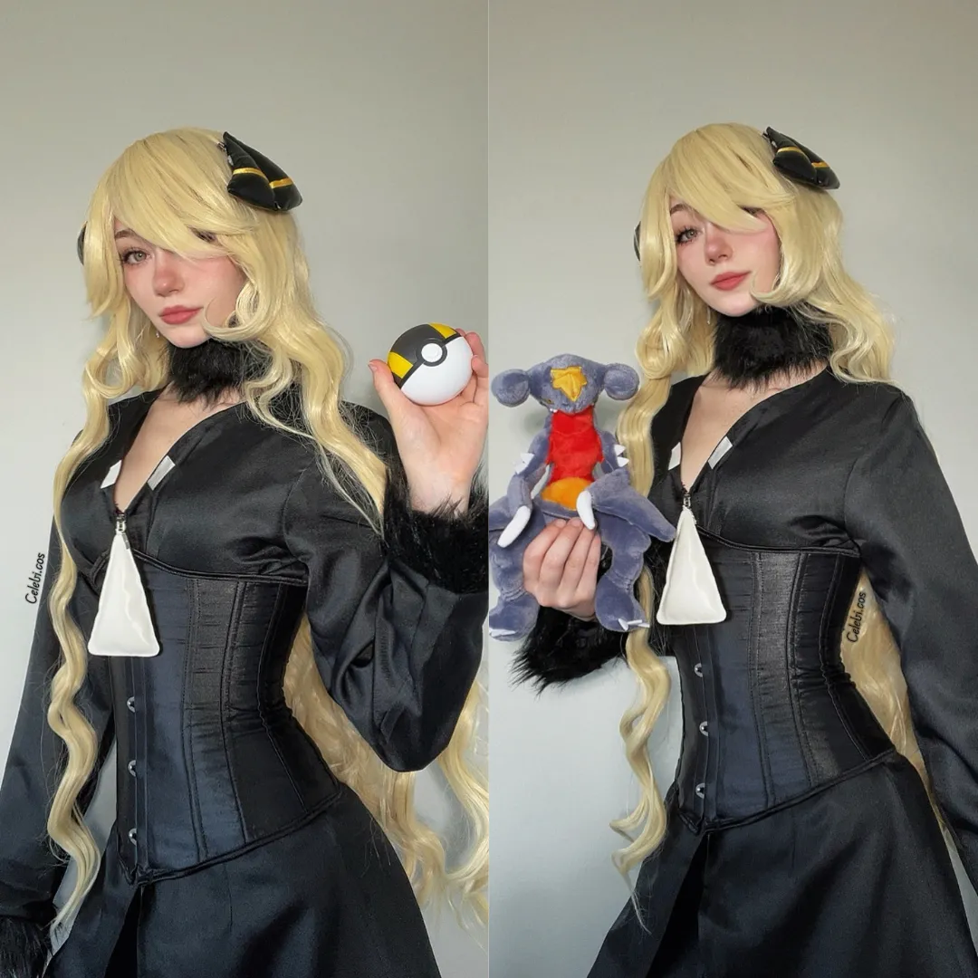 Celebi cosplay - Cynthia