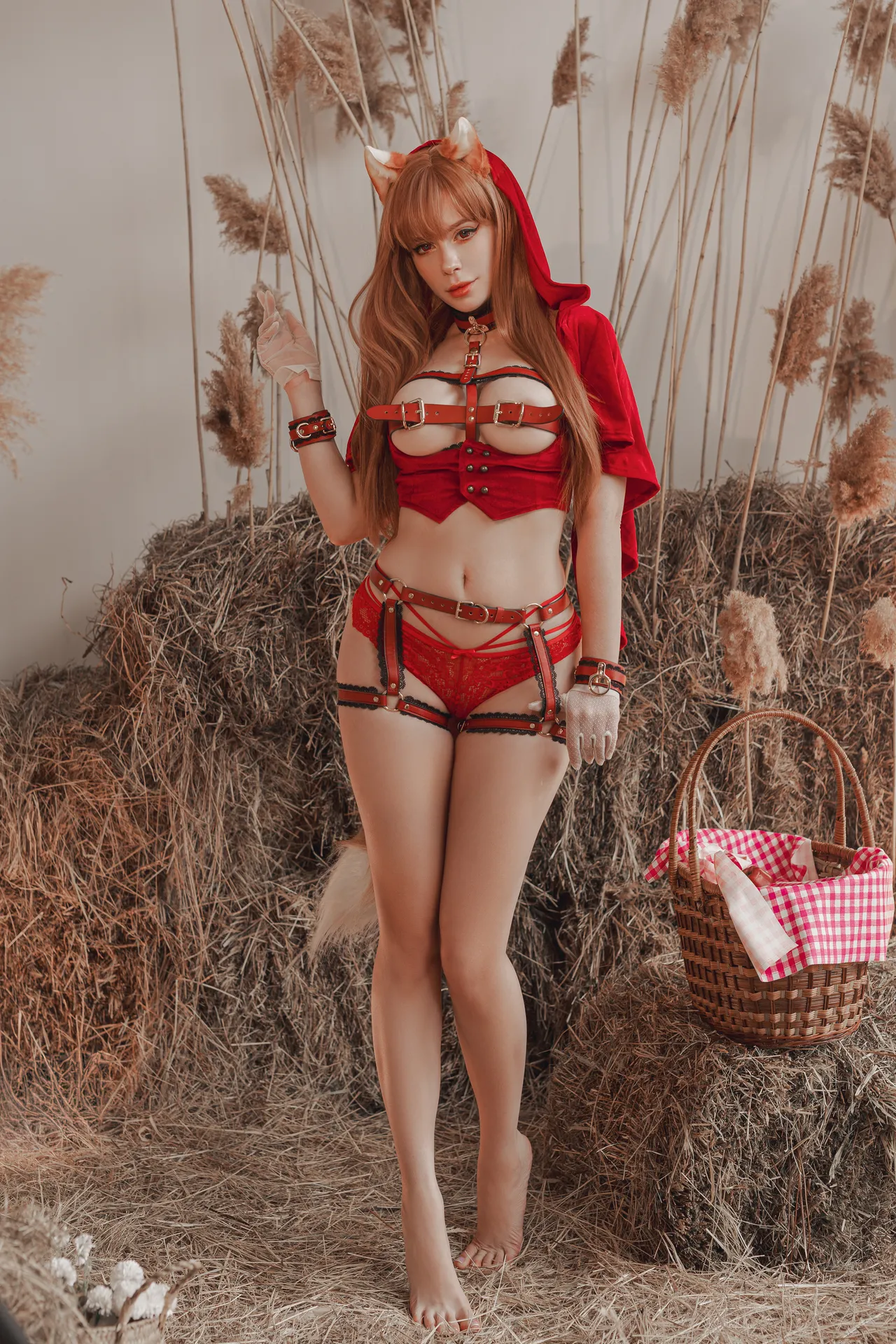 Alexandra Bodler - Holo