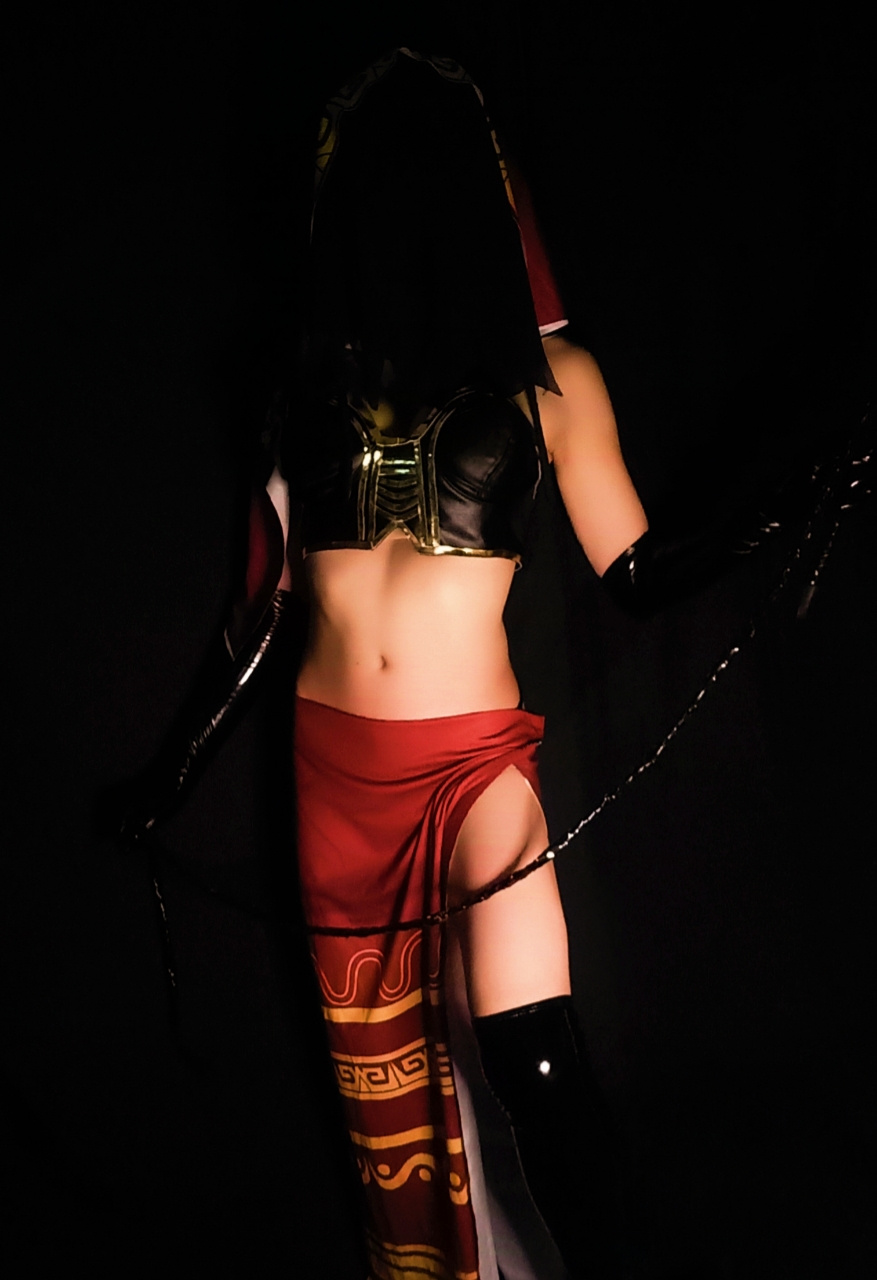 埃琳 Eline - Desert Pyromancer Zoey