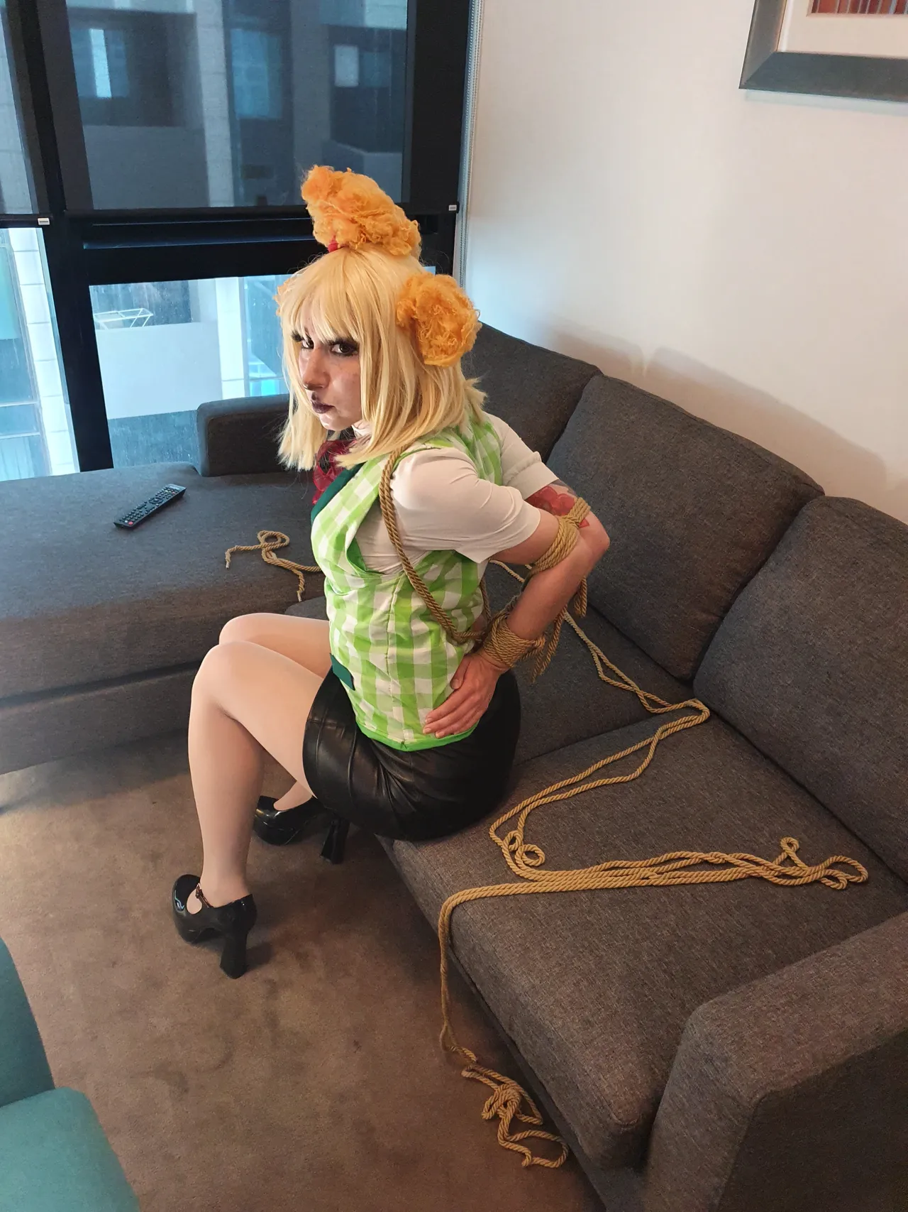 Frayedknot - Isabelle