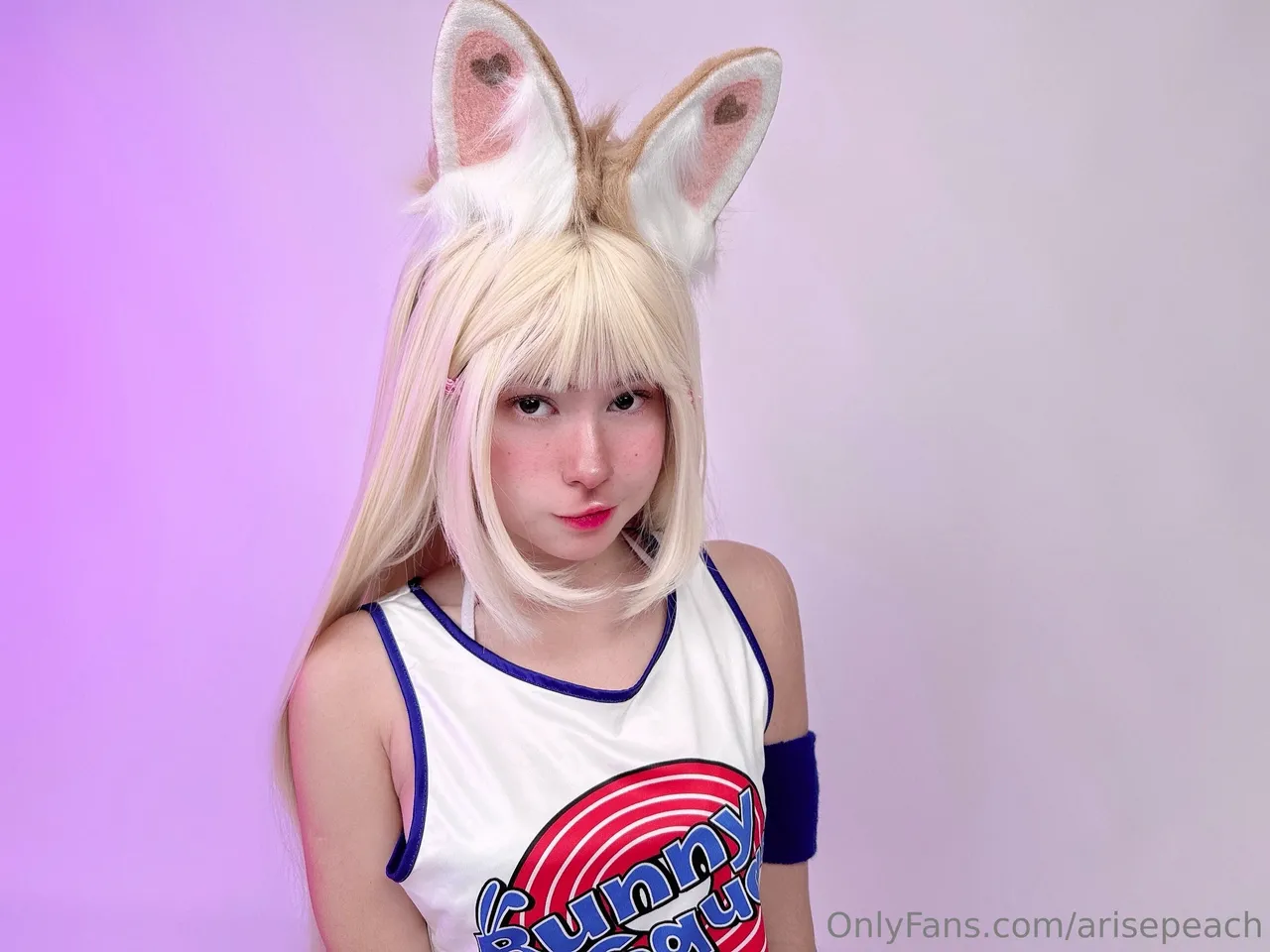 Arisepeach - Lola Bunny