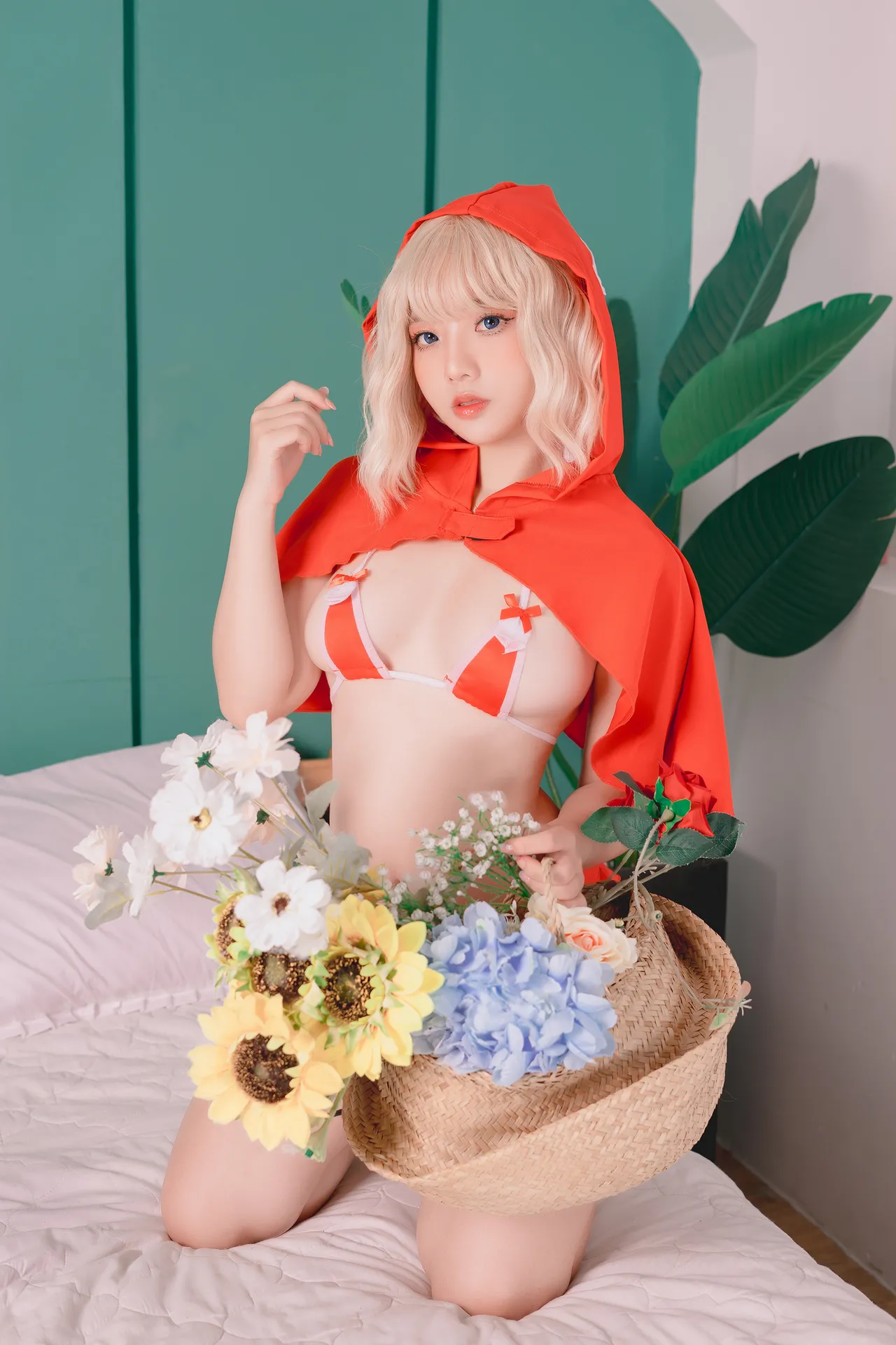 Messie Huang - Red Hood