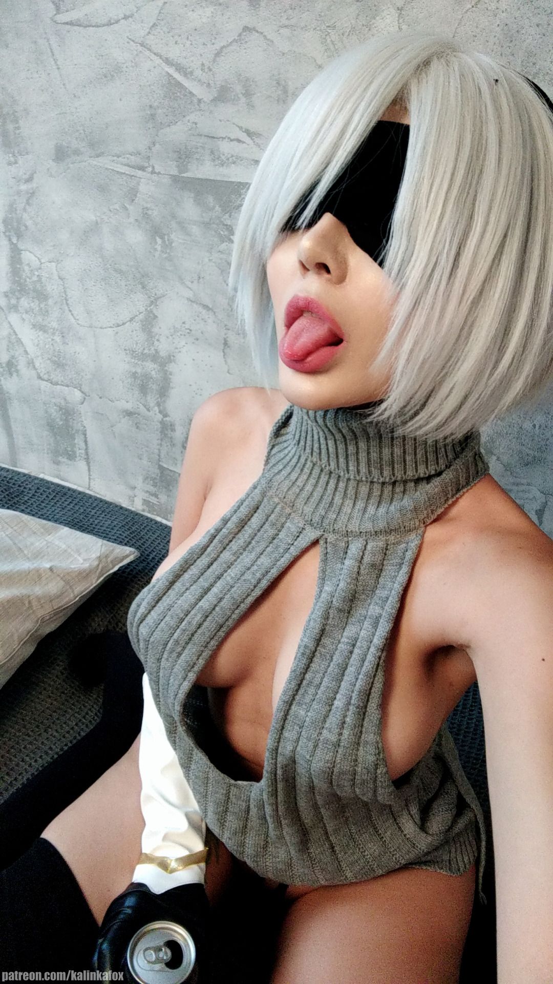 Kalinka Fox - 2B (Openback Sweater)