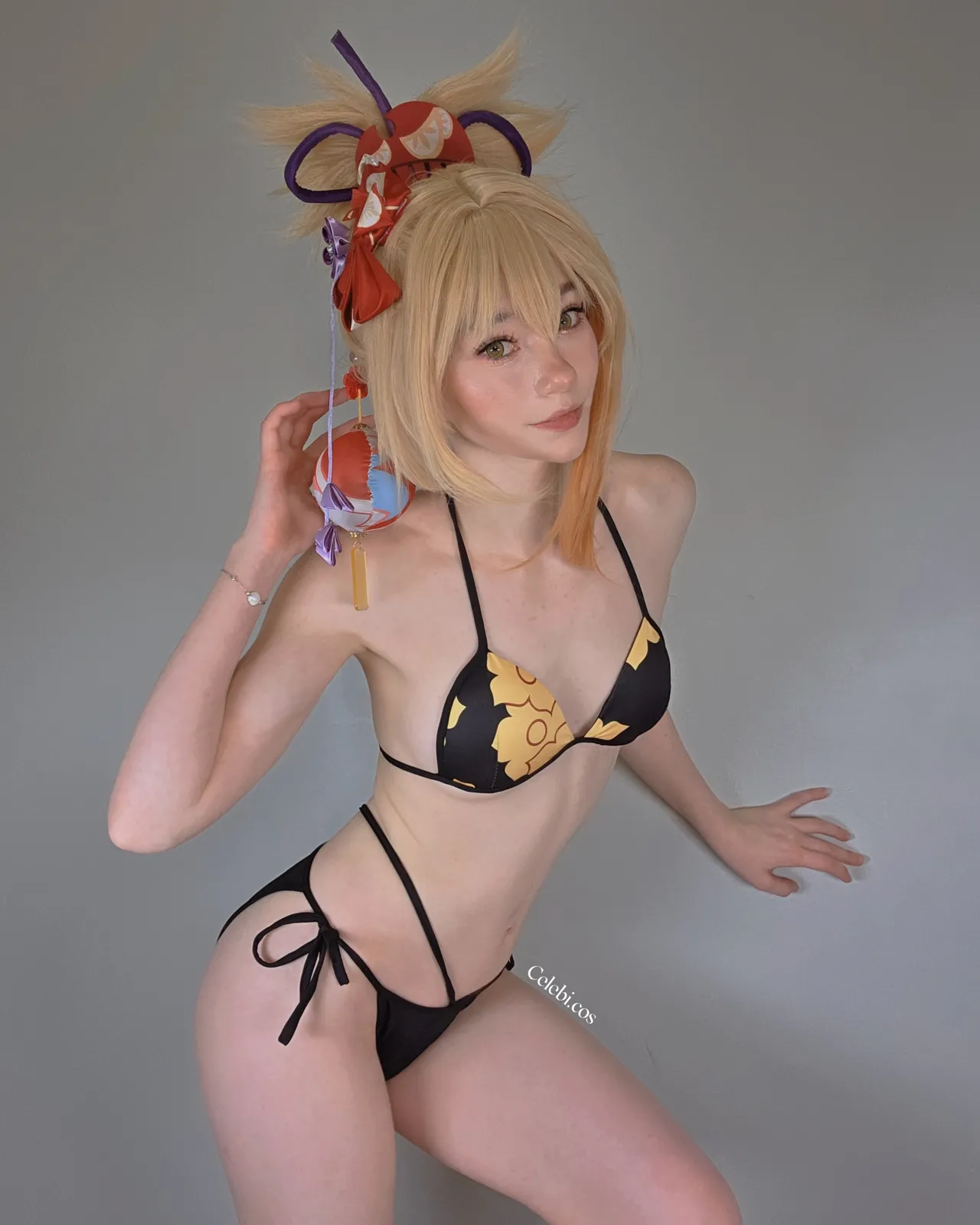 Celebi cosplay - Yoimiya bikini