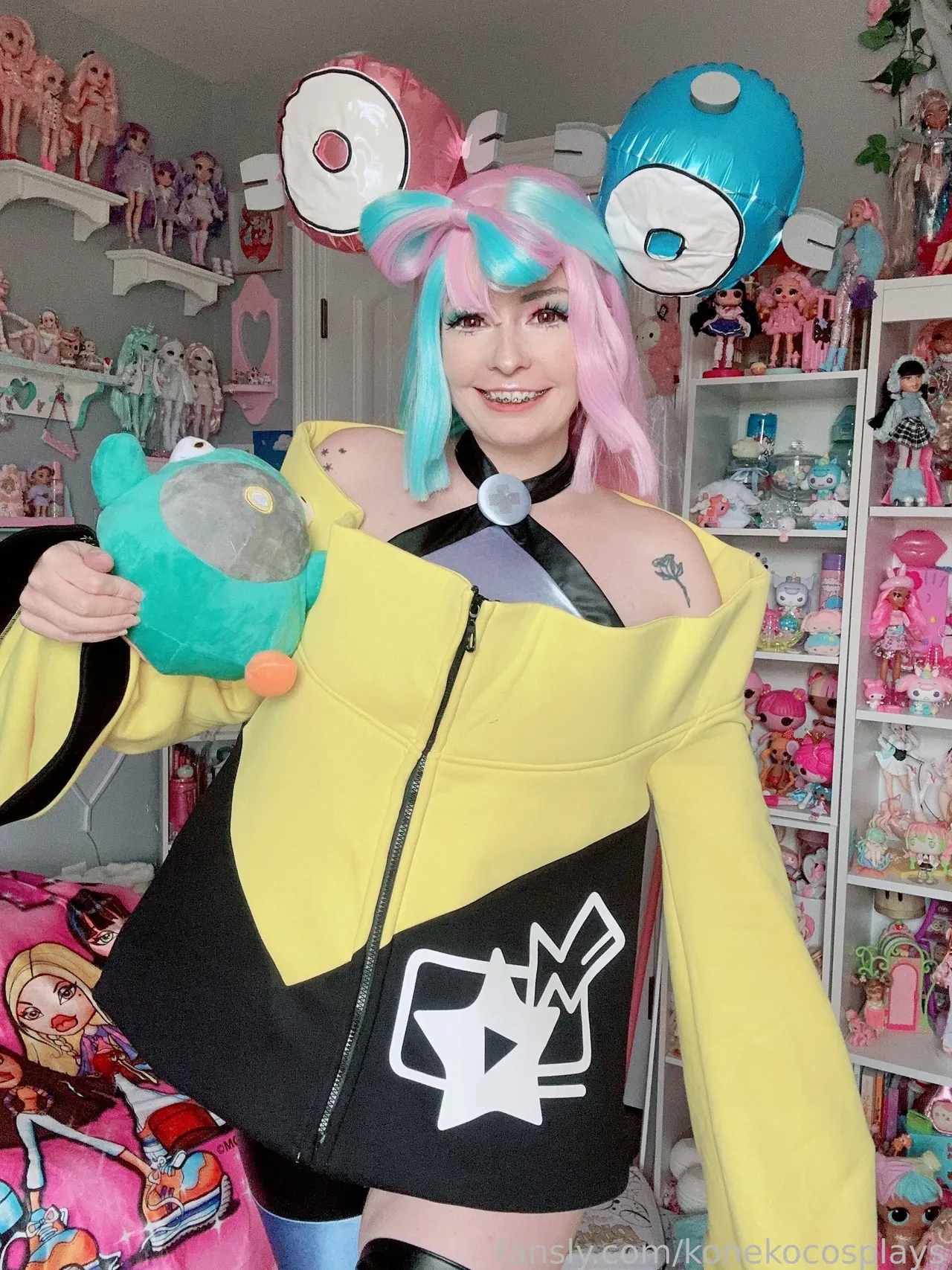 Koneko Cosplays - Iono