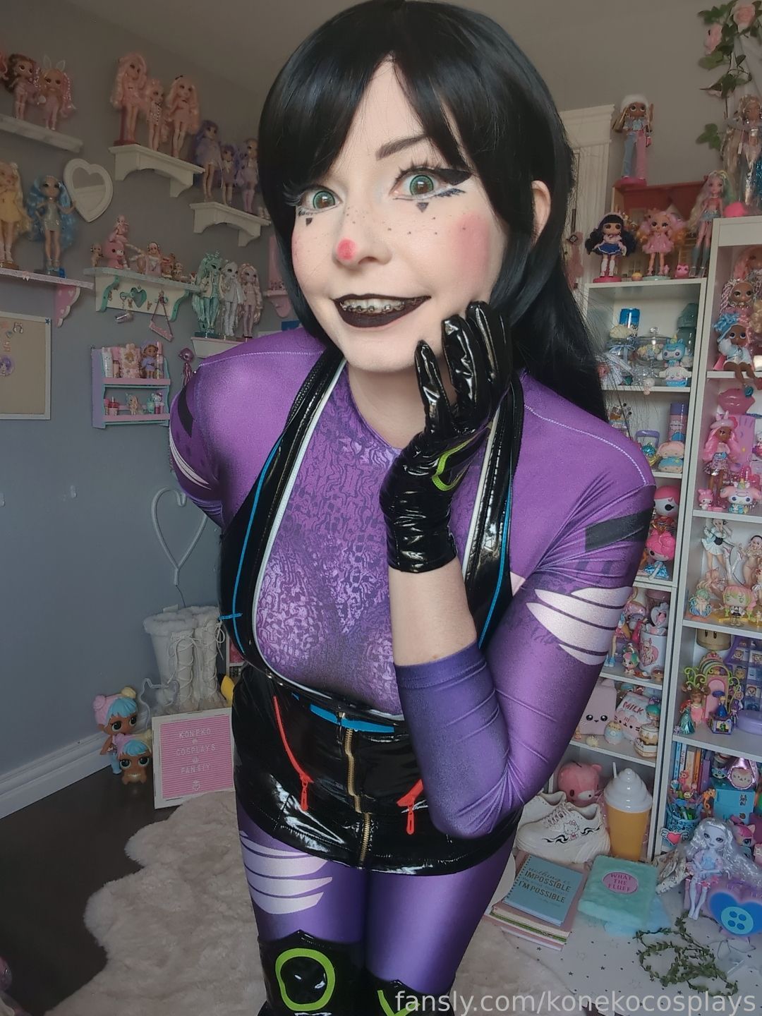 Koneko Cosplays - Punchline