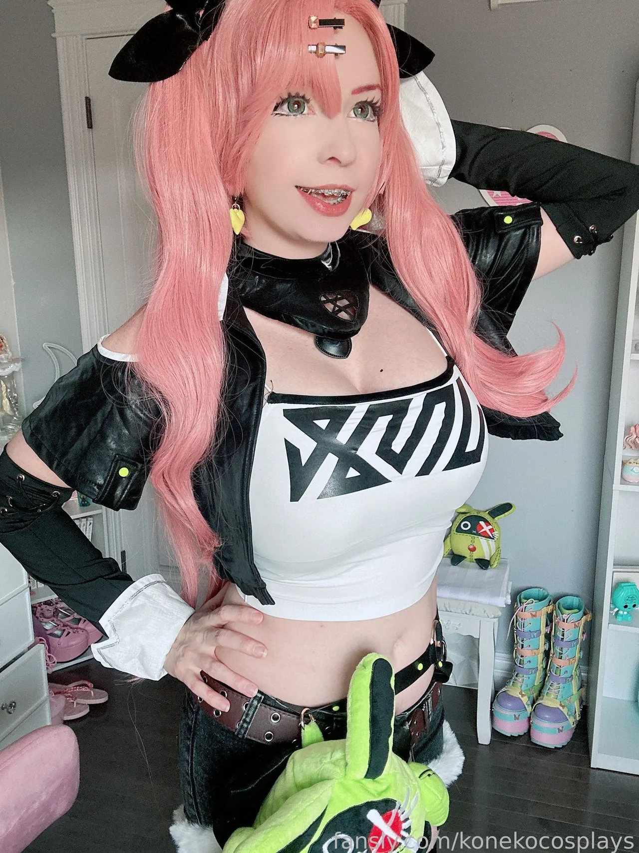 Koneko Cosplays - Nicole