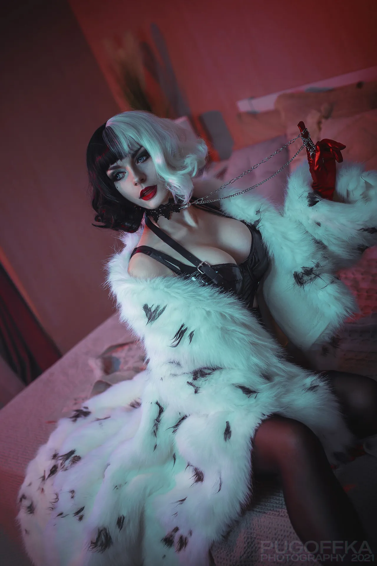 Lil G - Cruella Latex Lingerie
