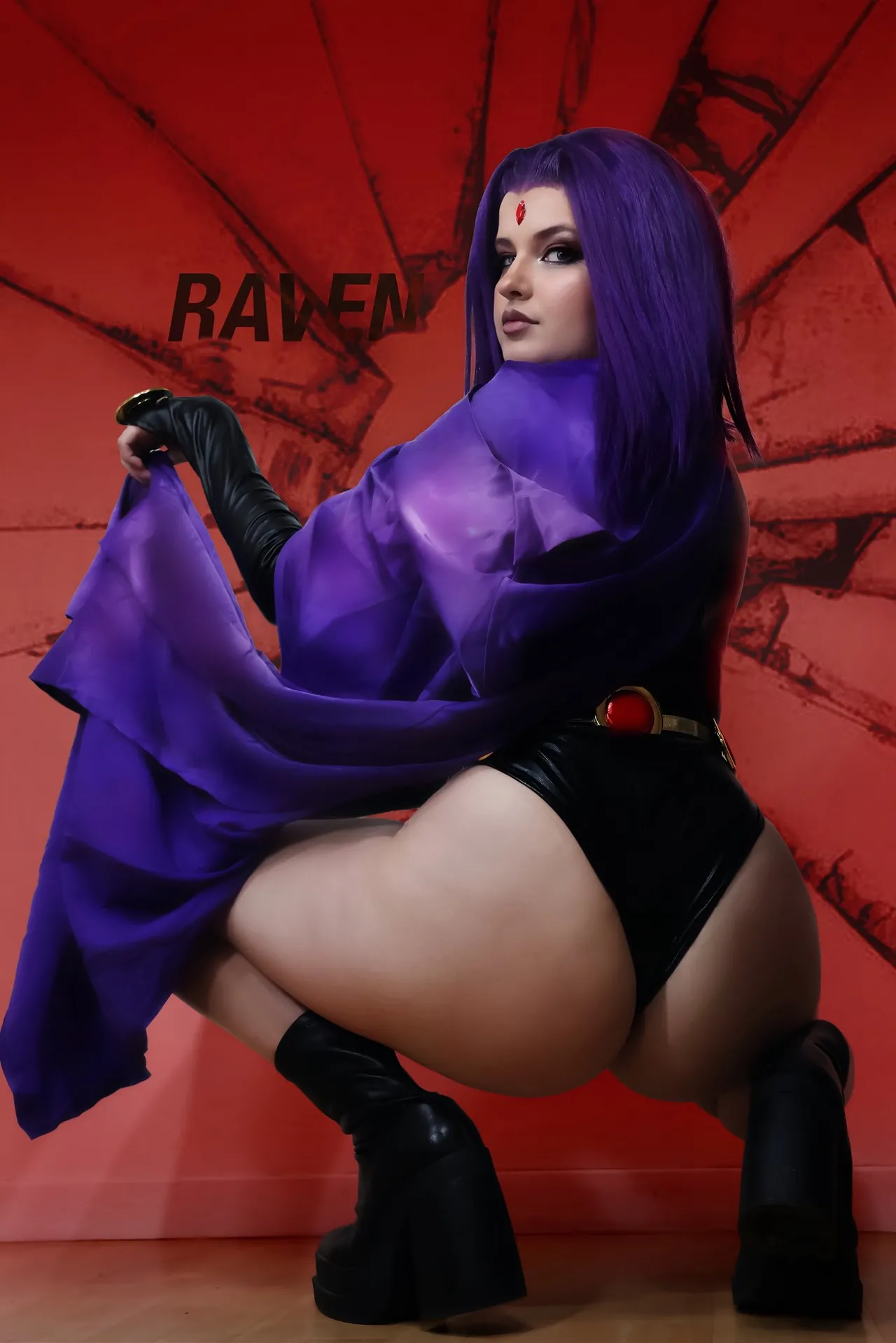 Lili M0nade as Raven
