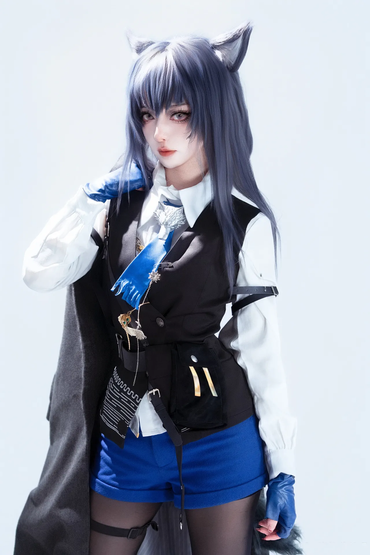 炭烤莉莉黑 - 明日方舟 德克萨斯