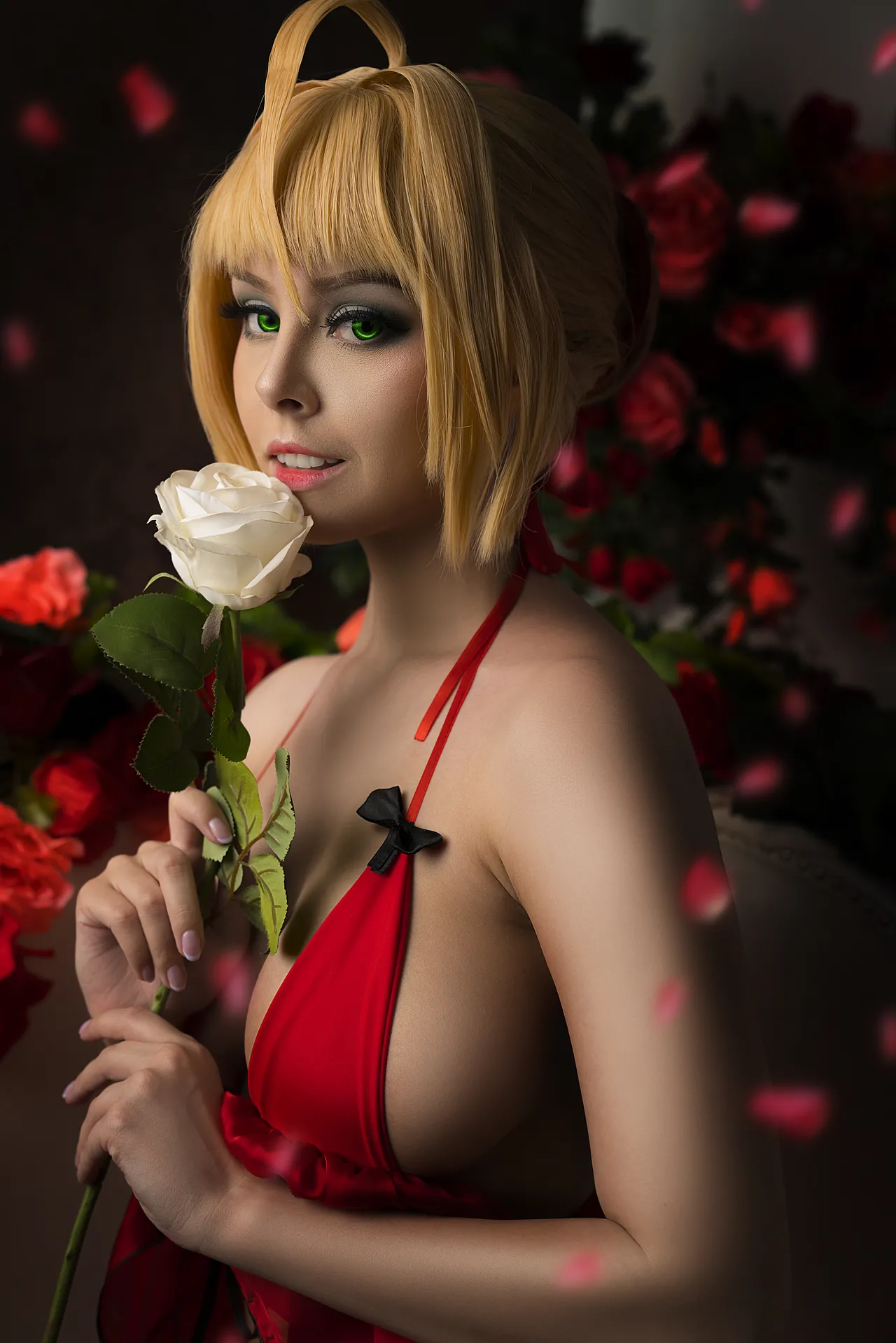Helly Valentine - Saber Nero Boudoir