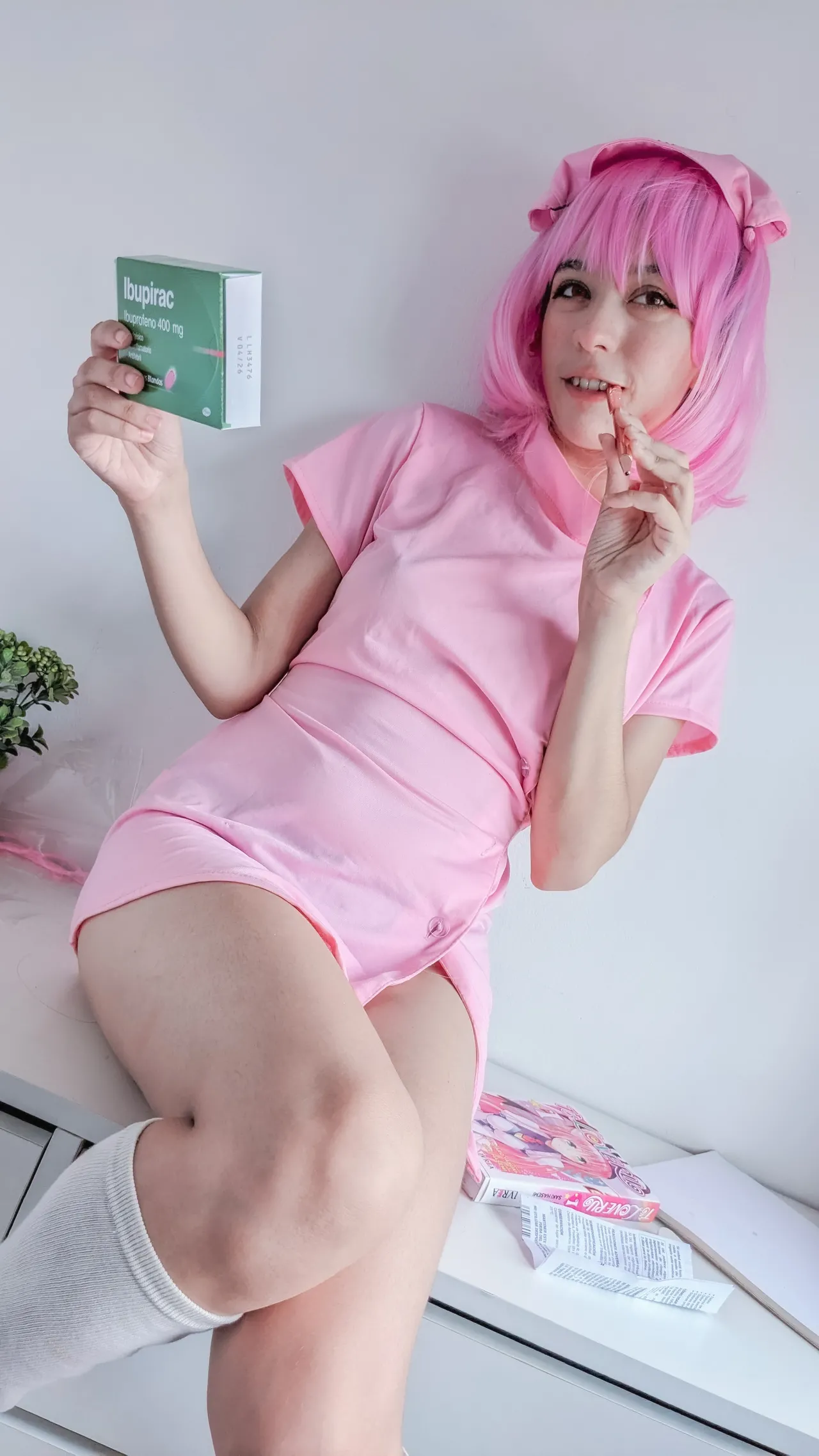 Tomomechi - Nurse Momo