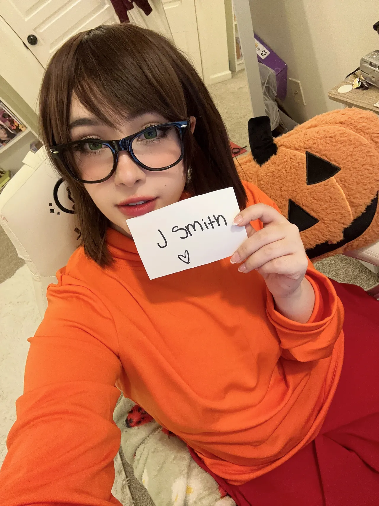 Junkenstein - Velma selfies