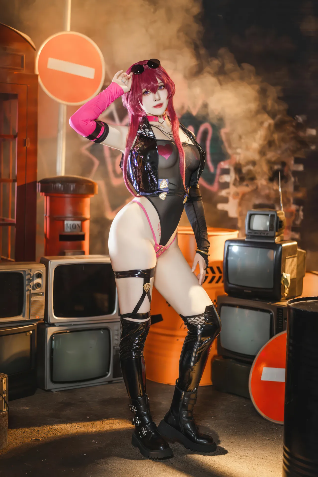 Natsuko夏夏子 - 崩坏：星穹铁道 卡芙卡 dishwasher同人