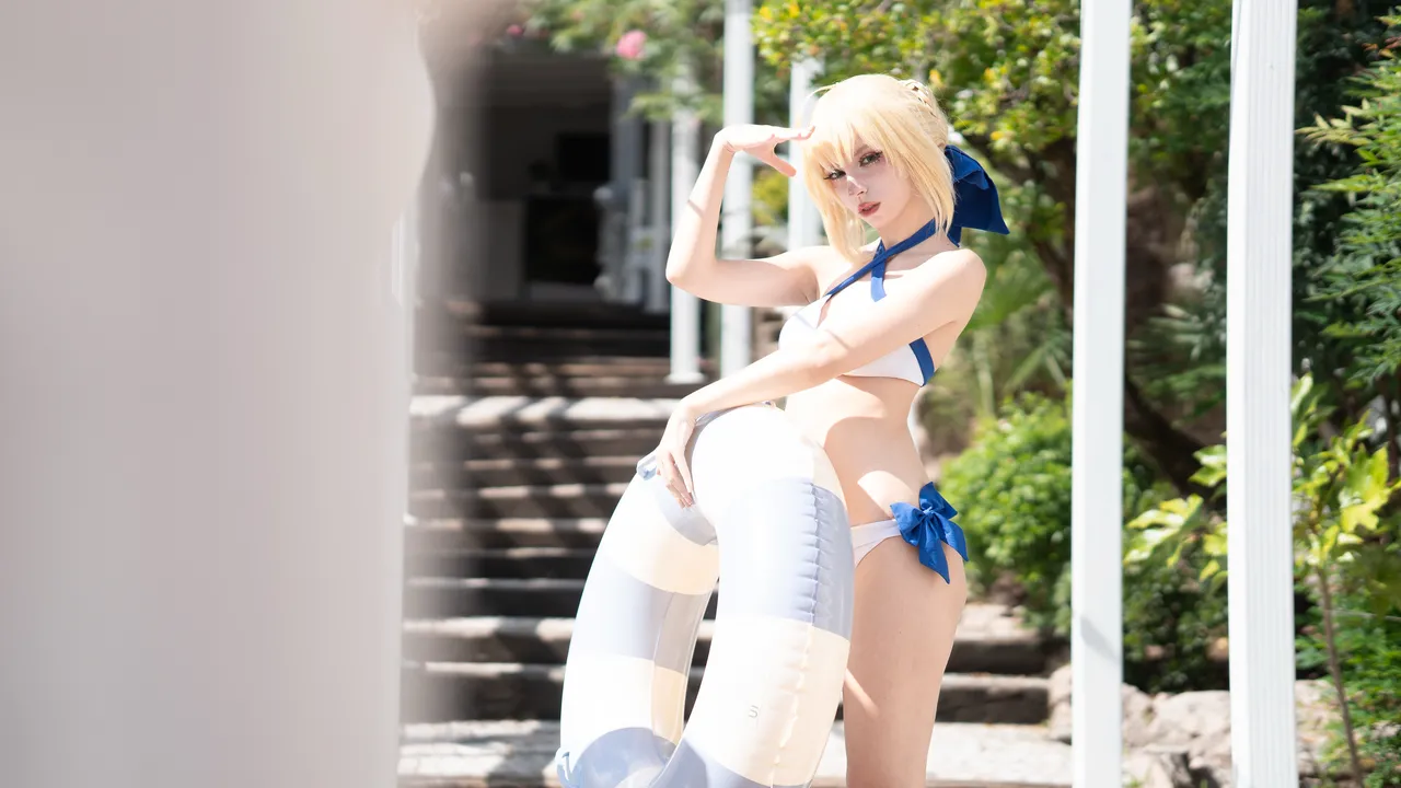 Himeecosplay - Saber bikini