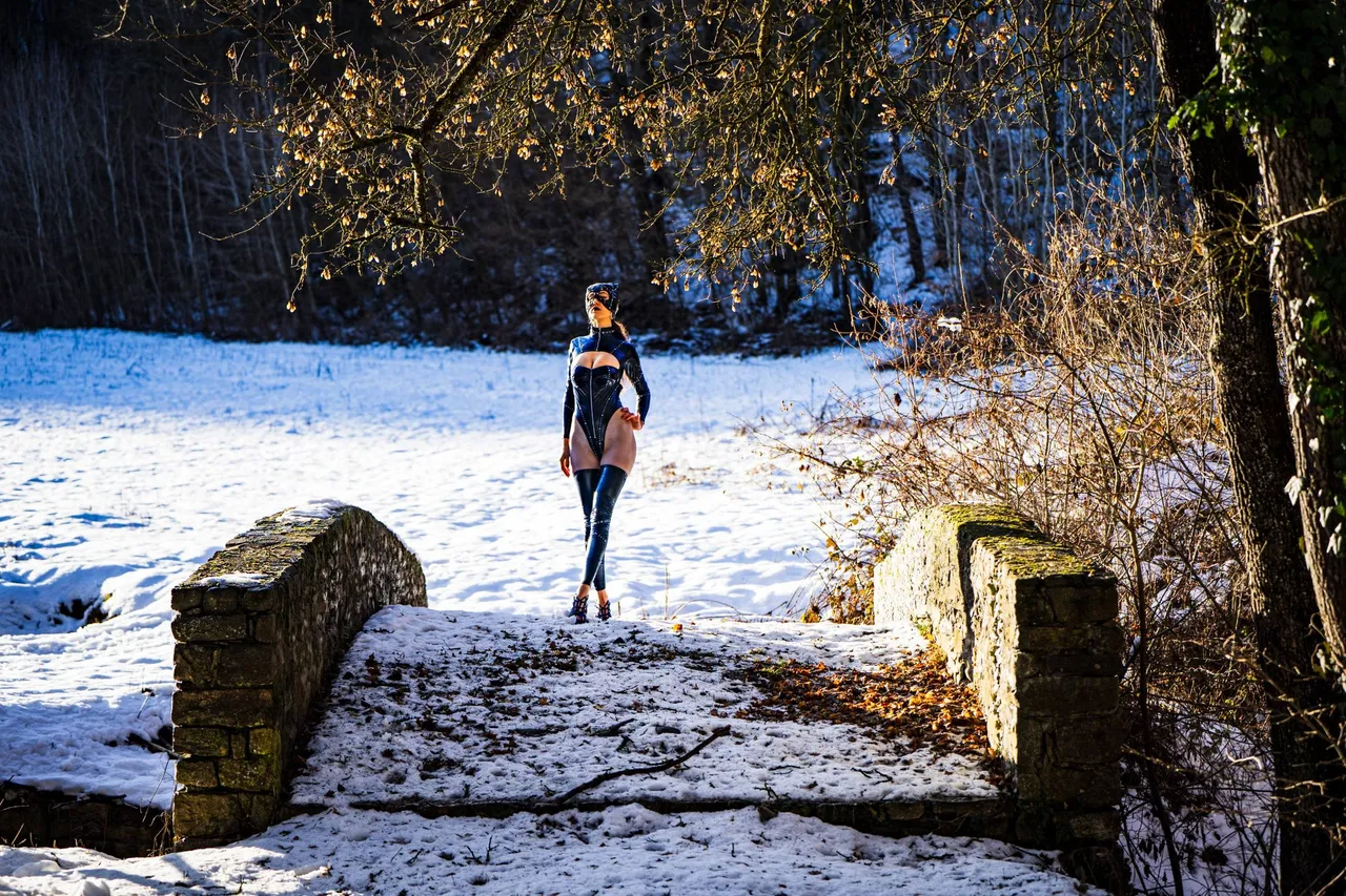 Viviana Robba - cat woman