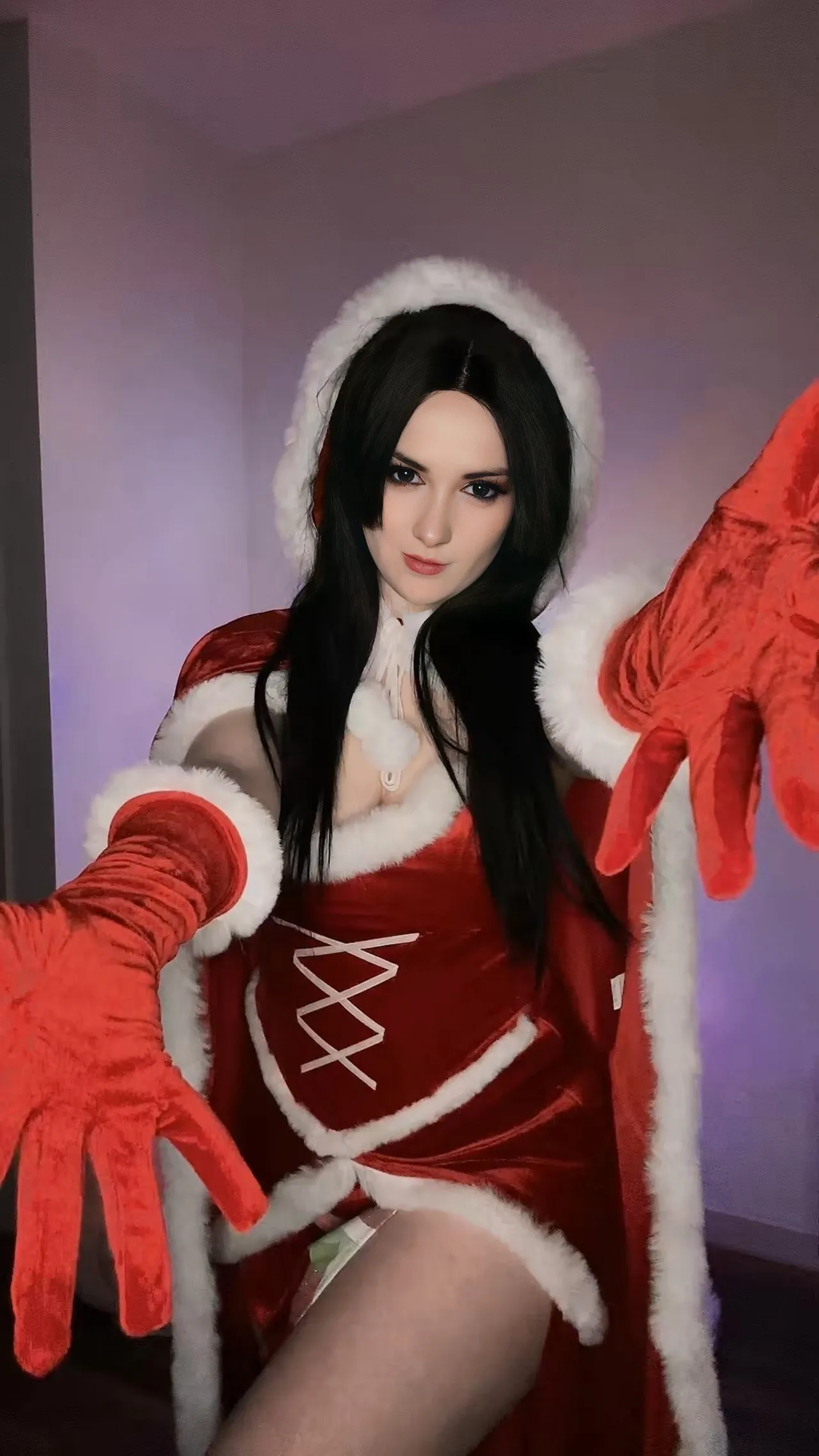 LUX - Christmas Boa Hancock