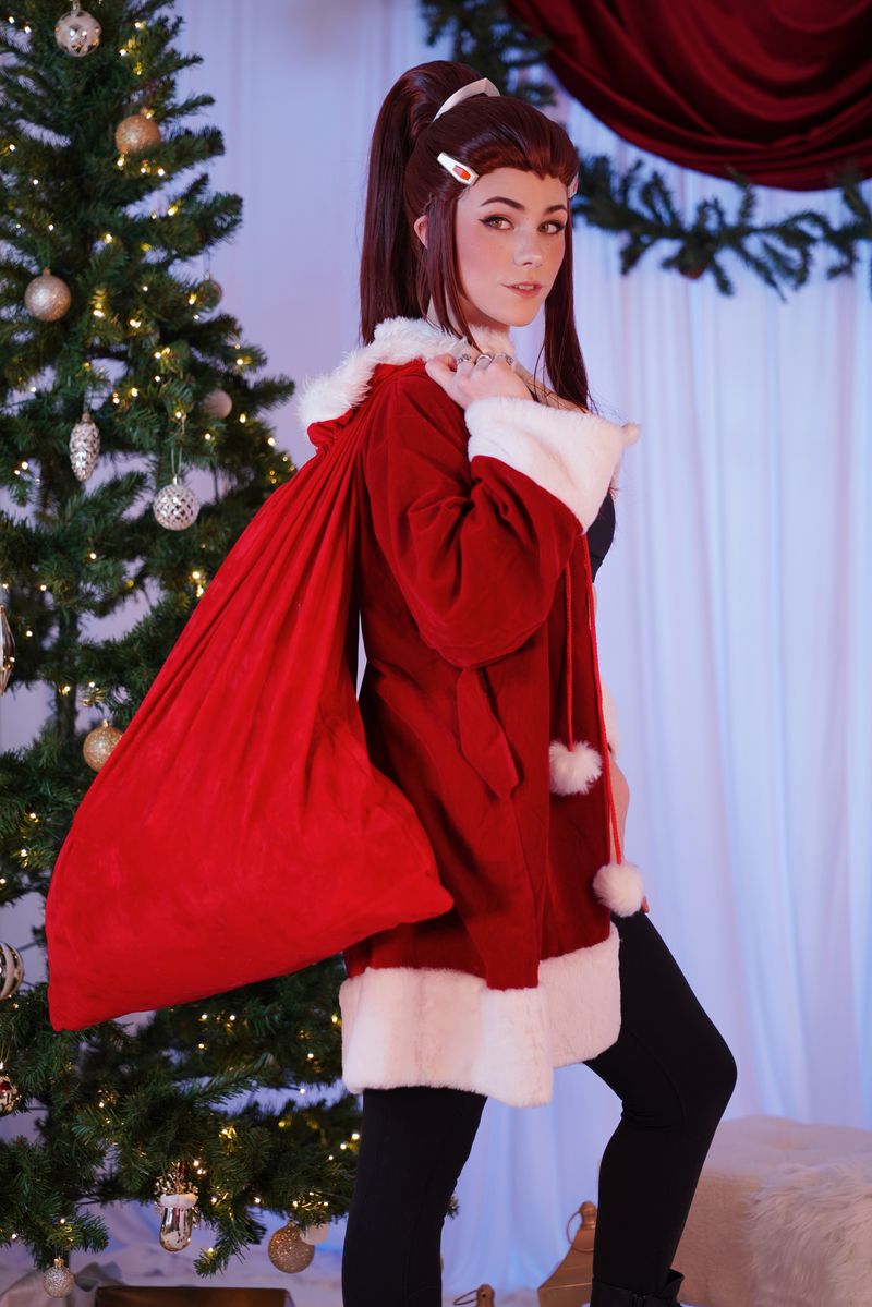 Bukkit Brоwn - Holiday Brigitte