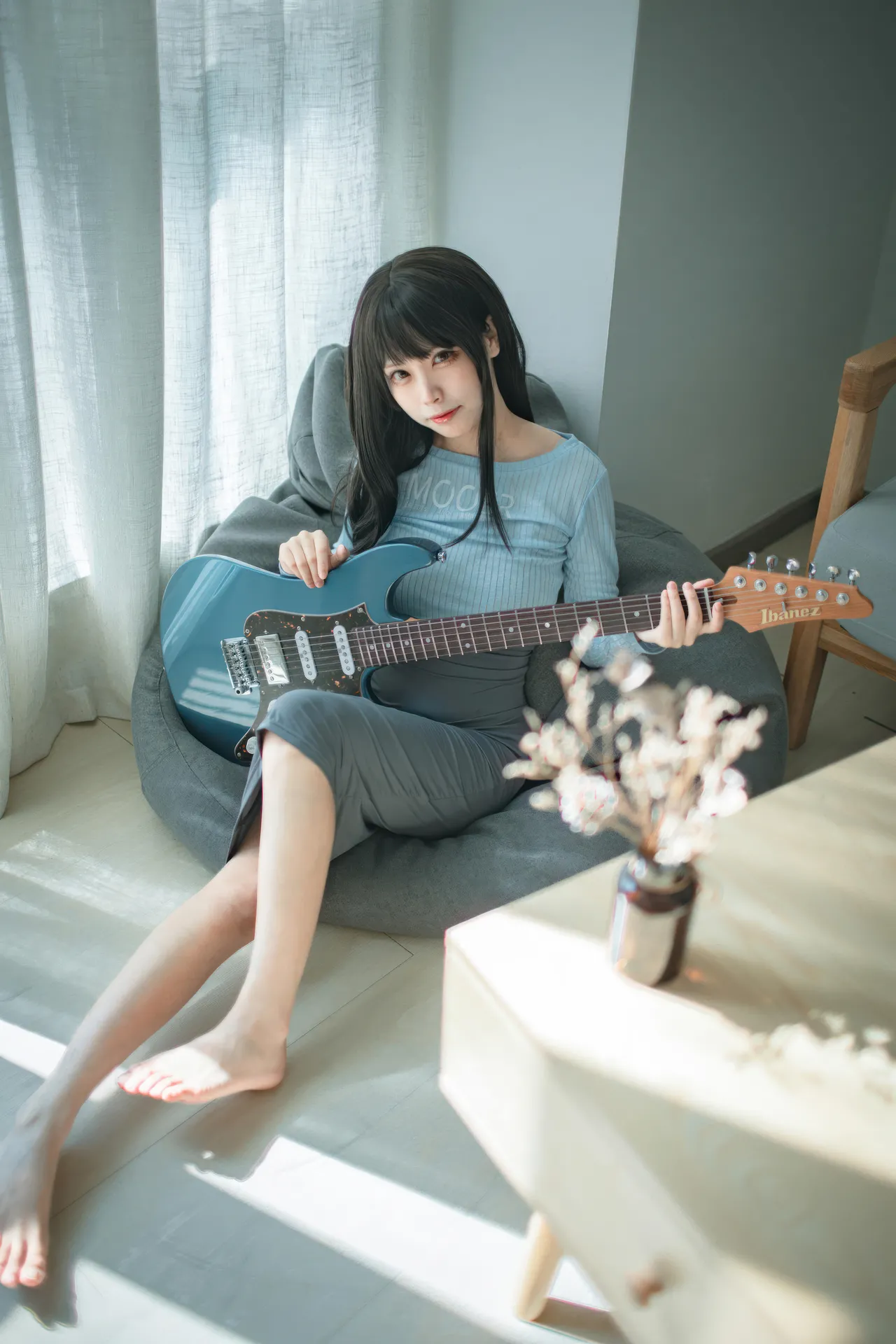 三無人型 - 吉他妹妹