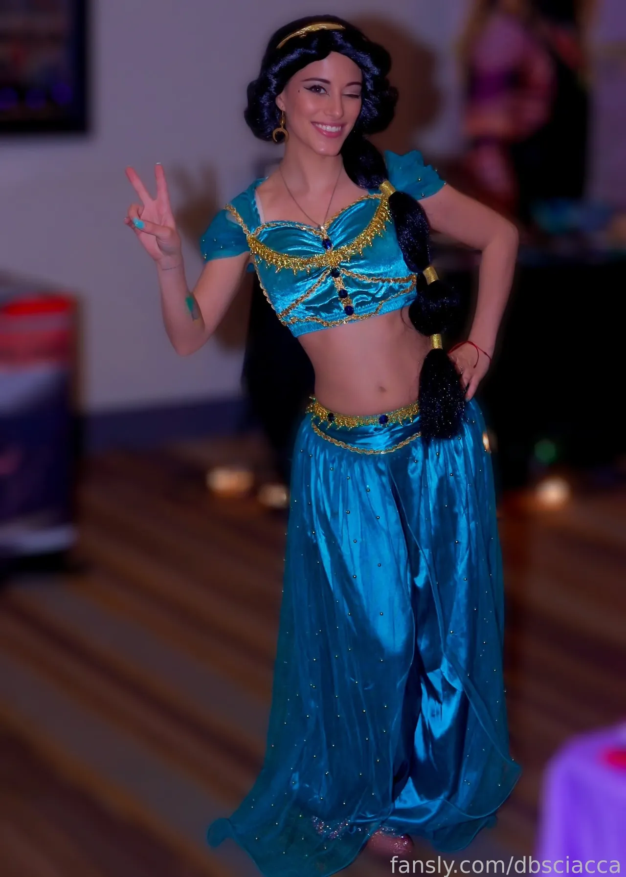 Dani Sciacca - Jasmine