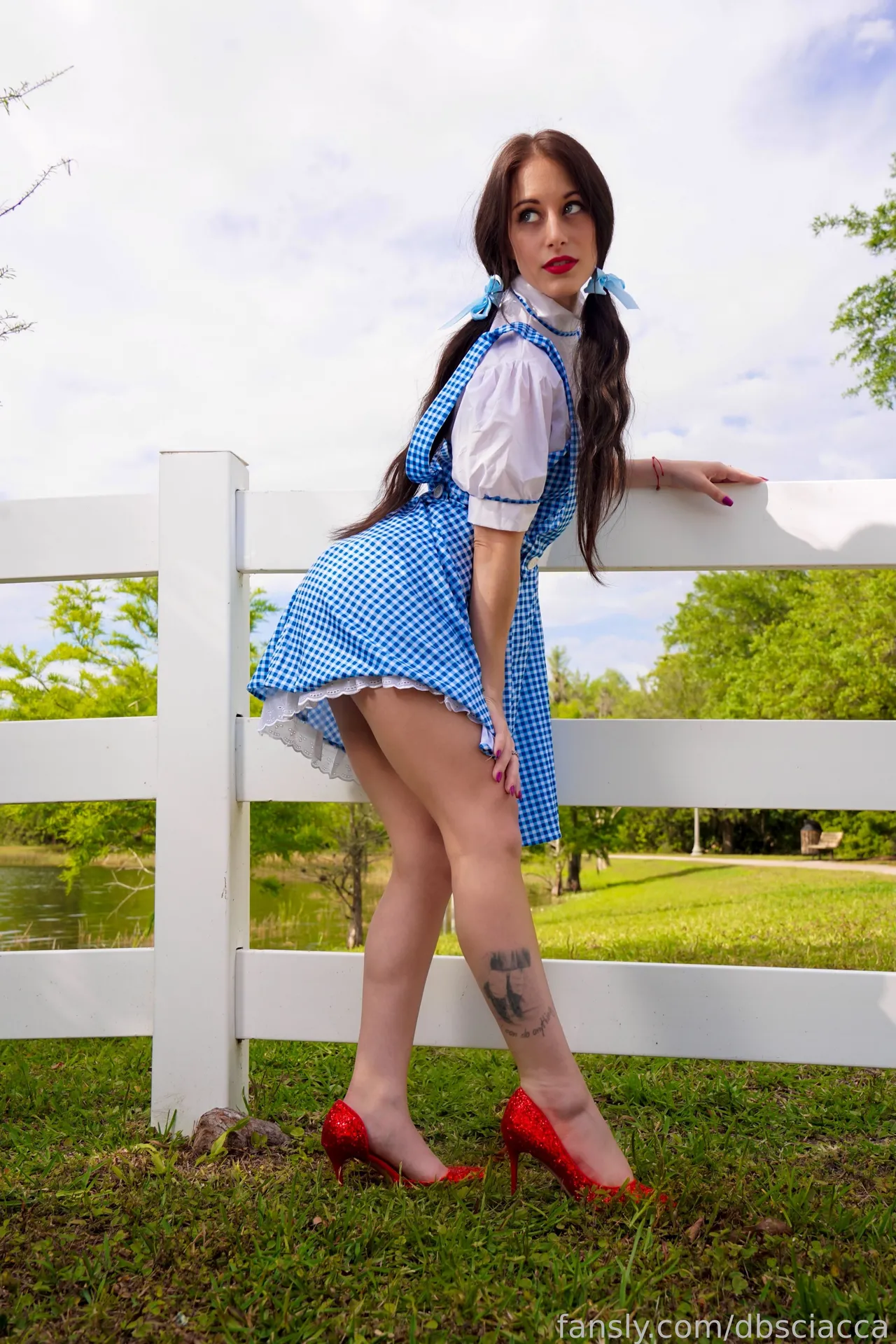 Dani Sciacca - Dorothy